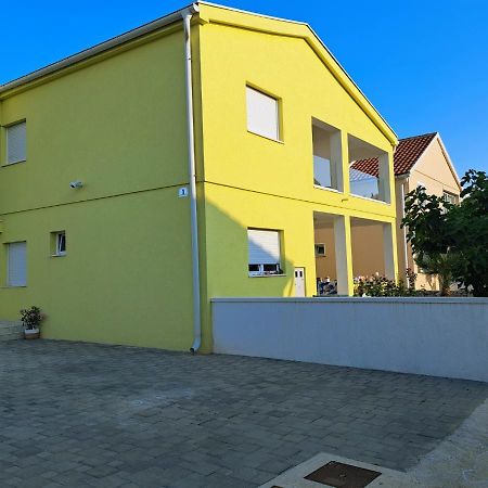 Mala Smokva Apartment Vir Exterior photo