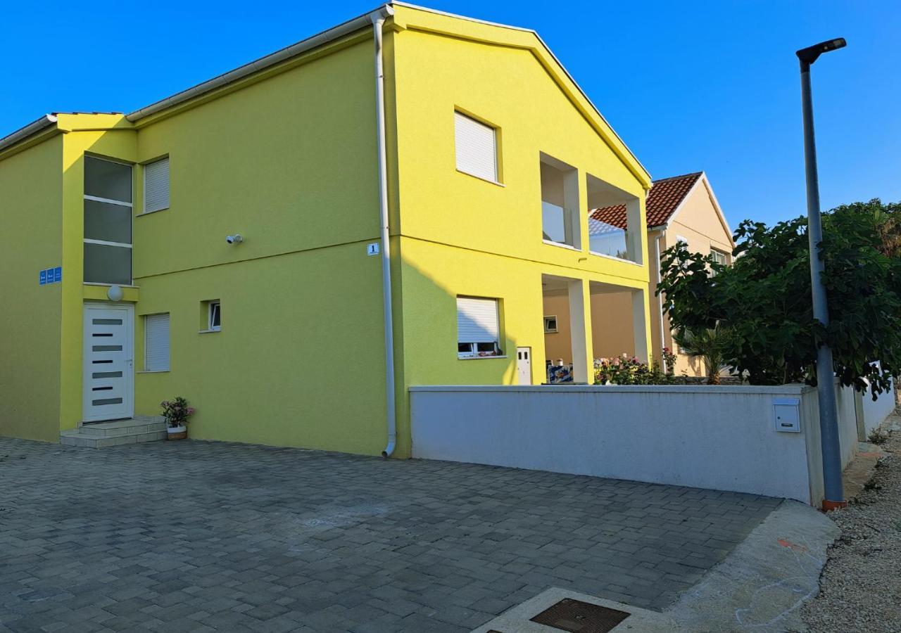 Mala Smokva Apartment Vir Exterior photo